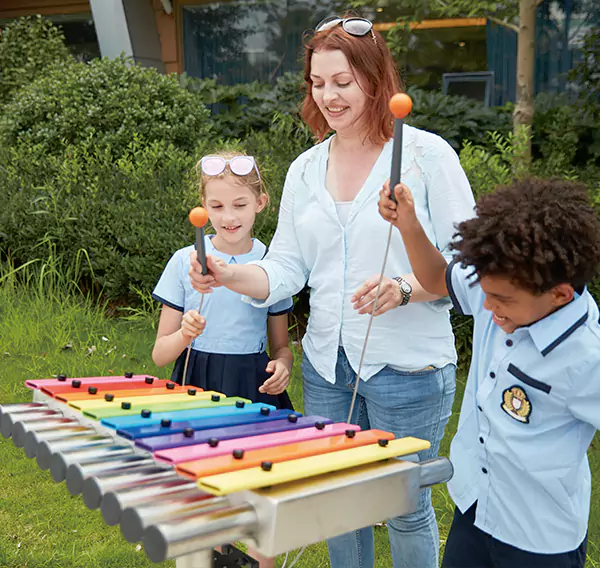 इनडोर बच्चों का खेल का मैदान